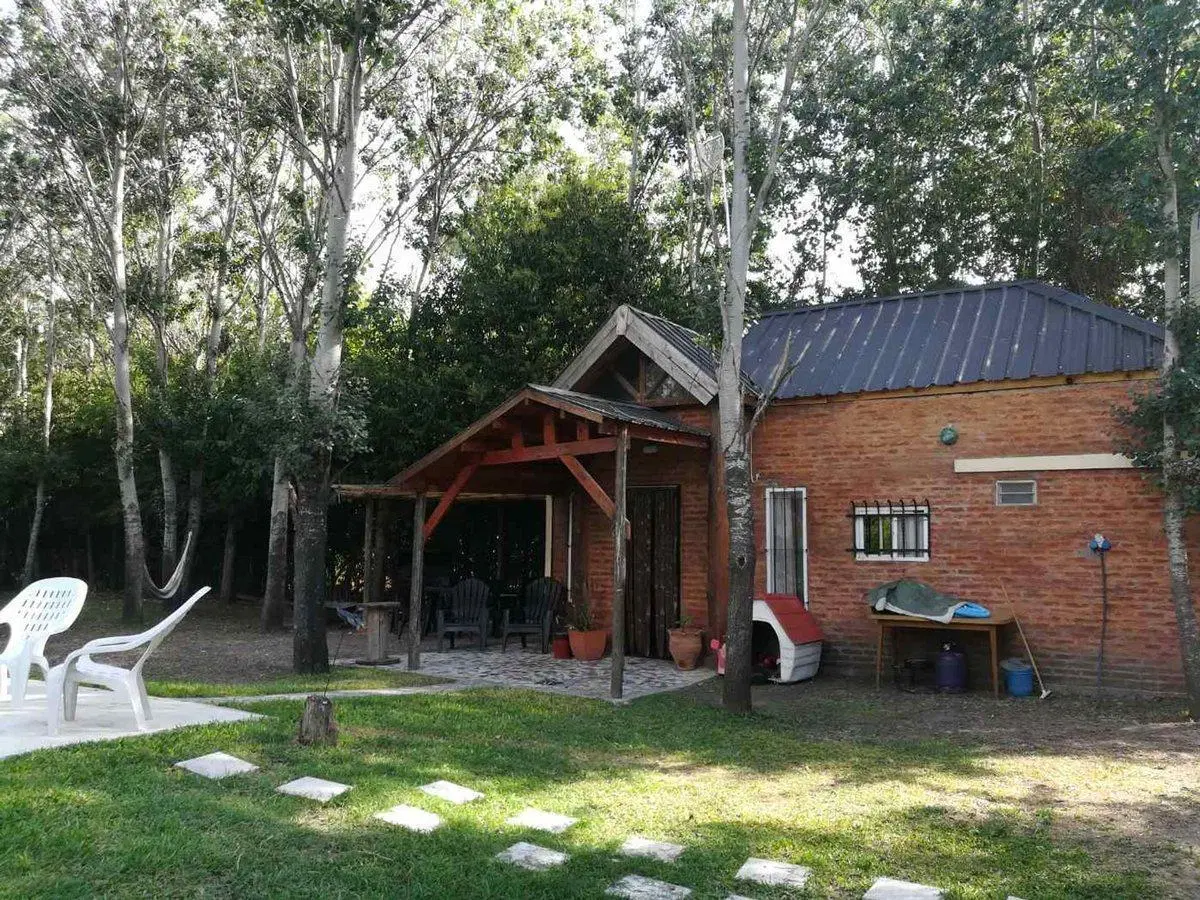 VENTA CASA CON PILETA EN ABASTO LA PLATA 3