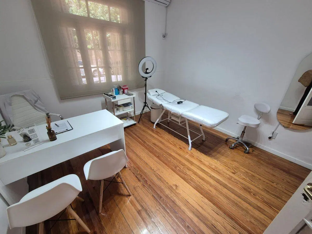 LOCAL 4 AMBIENTES CON PATIO EN QUILMES EN VENTA 2