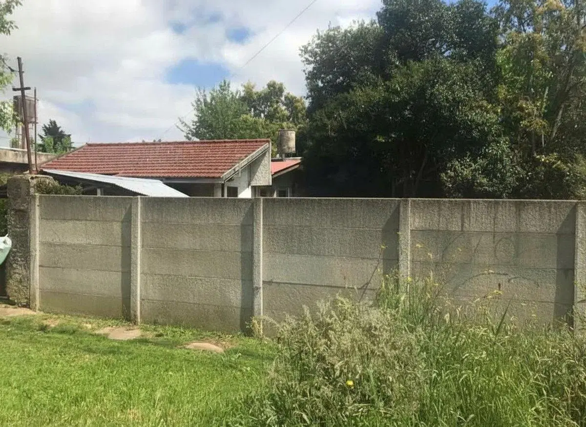 VENTA LOTE  11 x 23  metros en  PLATANOS 3
