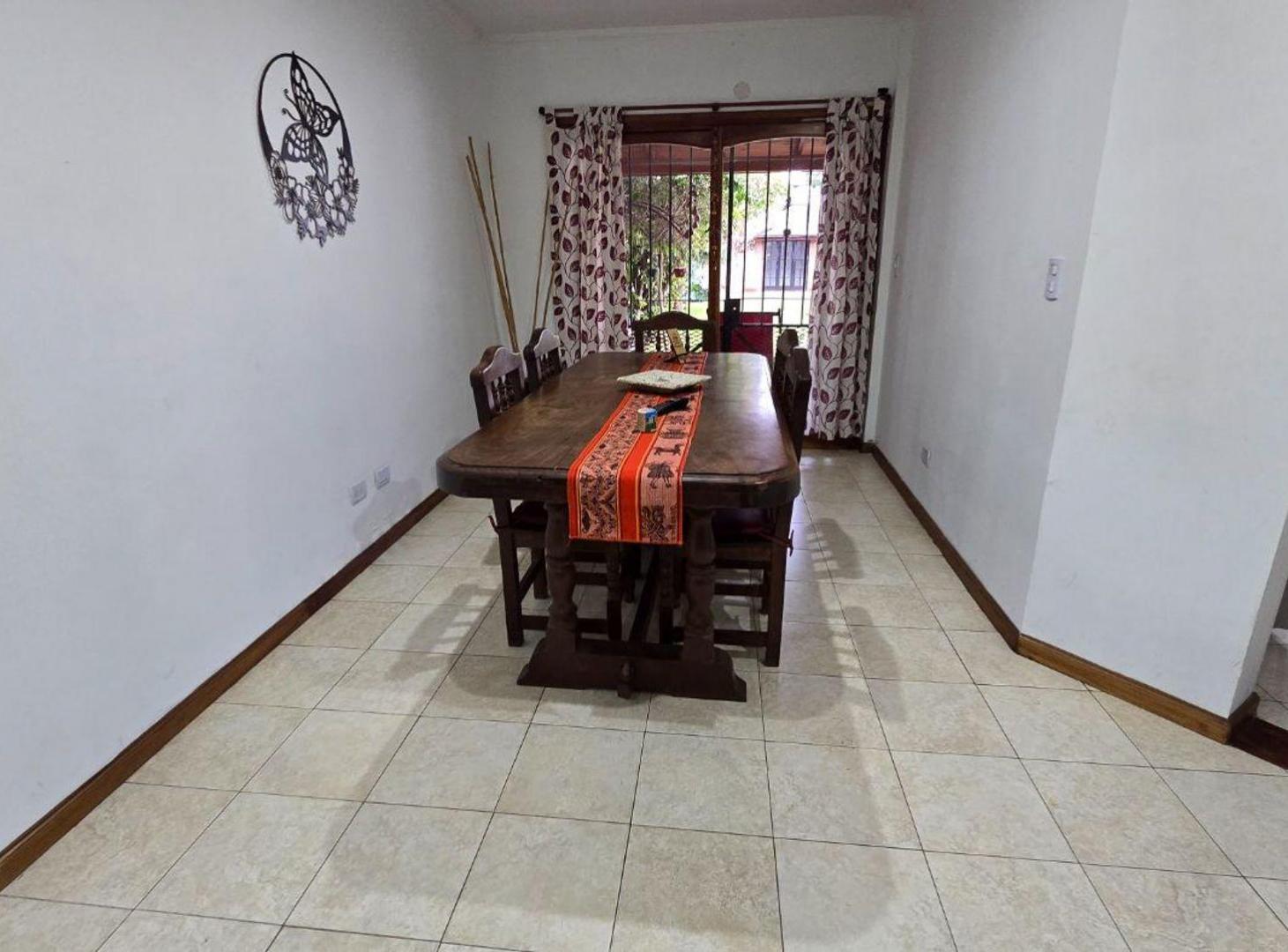 Foto de VENTA CASA 3 AMB. 2 PLANTAS GRAN PARQUE QUILMES, imagen 2