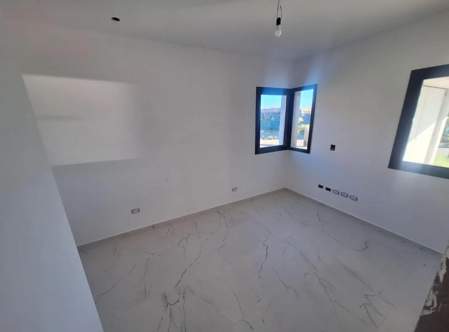 VENTA CASA 5 AMBIENTES HUDSON BARRIO VILLALOBOS 3
