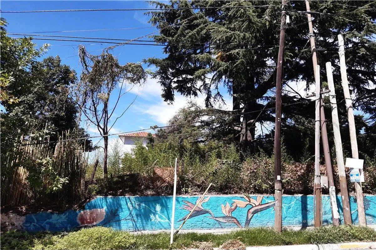 LOTE EN VENTA EN QUILMES 4