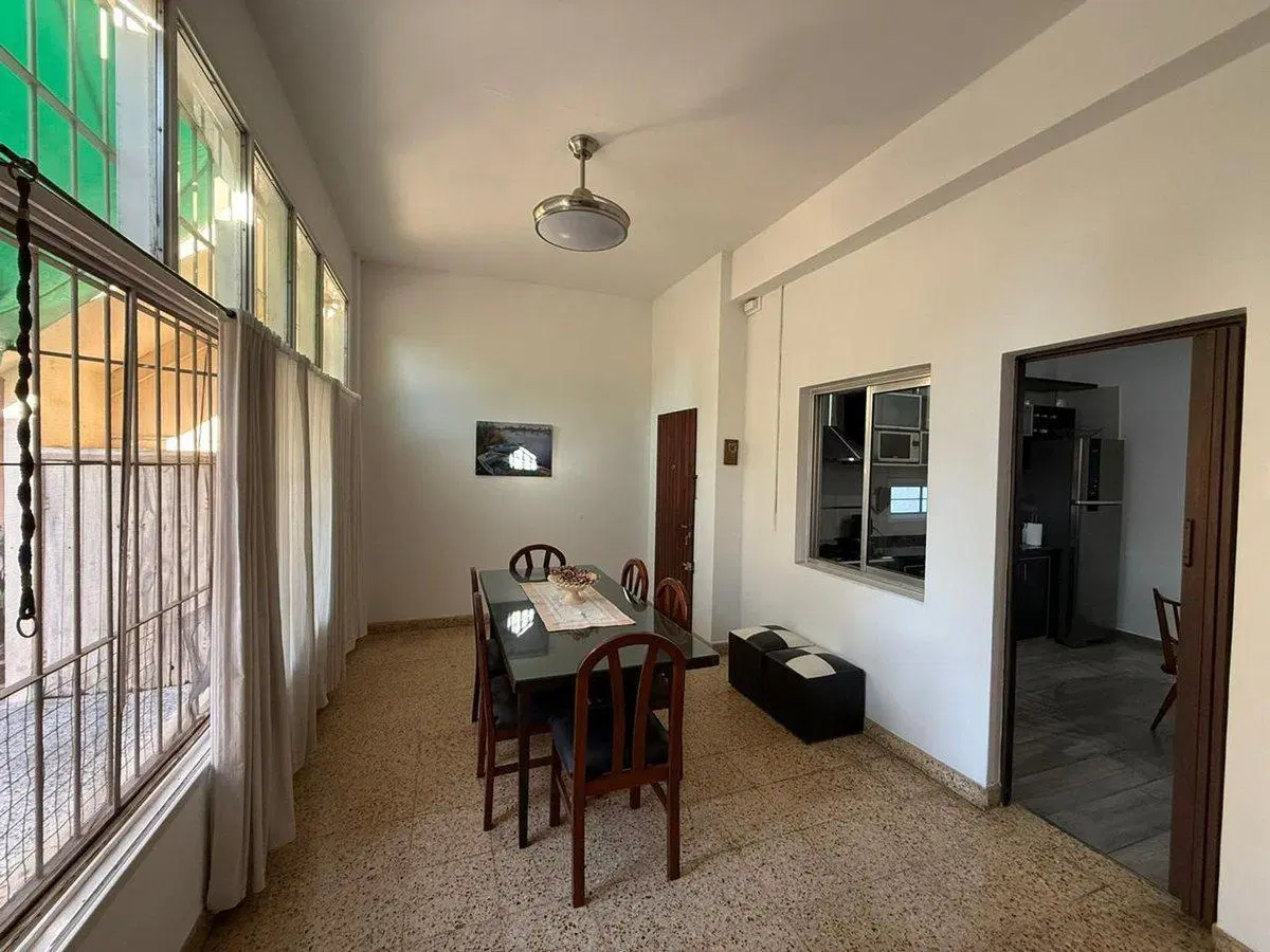 VENTA CASA 4 AMBIENTES EN EZPELETA 5
