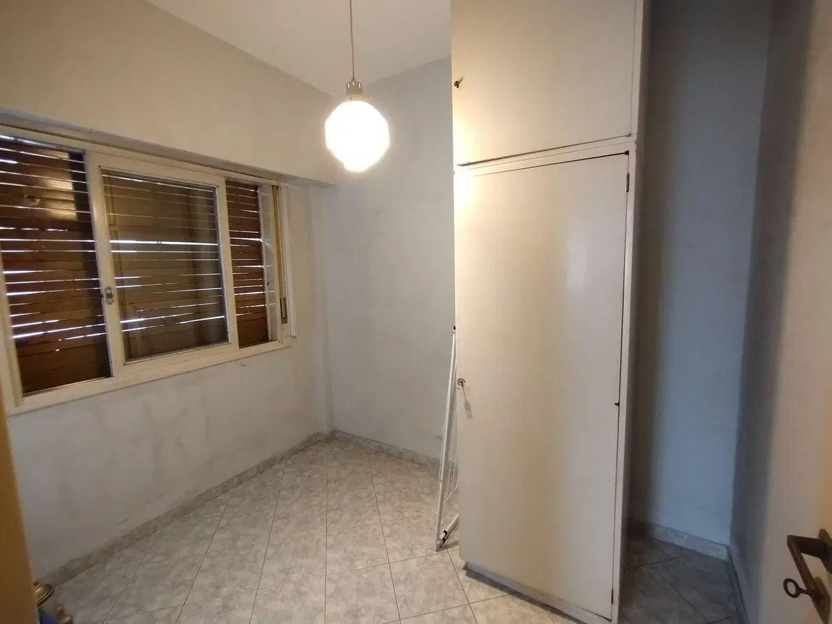 Casa 5  ambientes en venta con cochera en Bernal 5