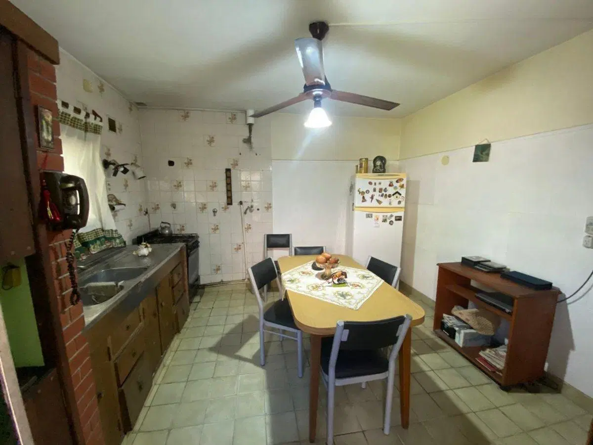 VENTA PH 3 AMB. CON PATIO APTO CREDITO, BERNAL. 4