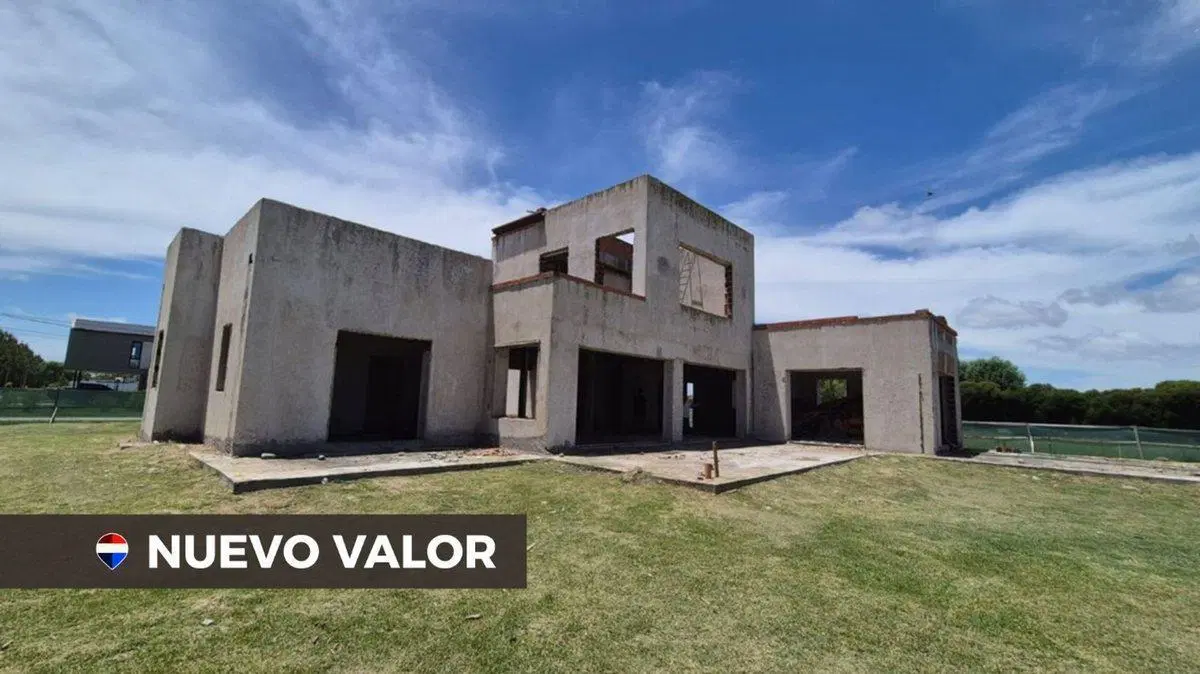 CASA EN CONSTRUCCIÓN EN CAMPOS DE ROCA II EN VENTA 5