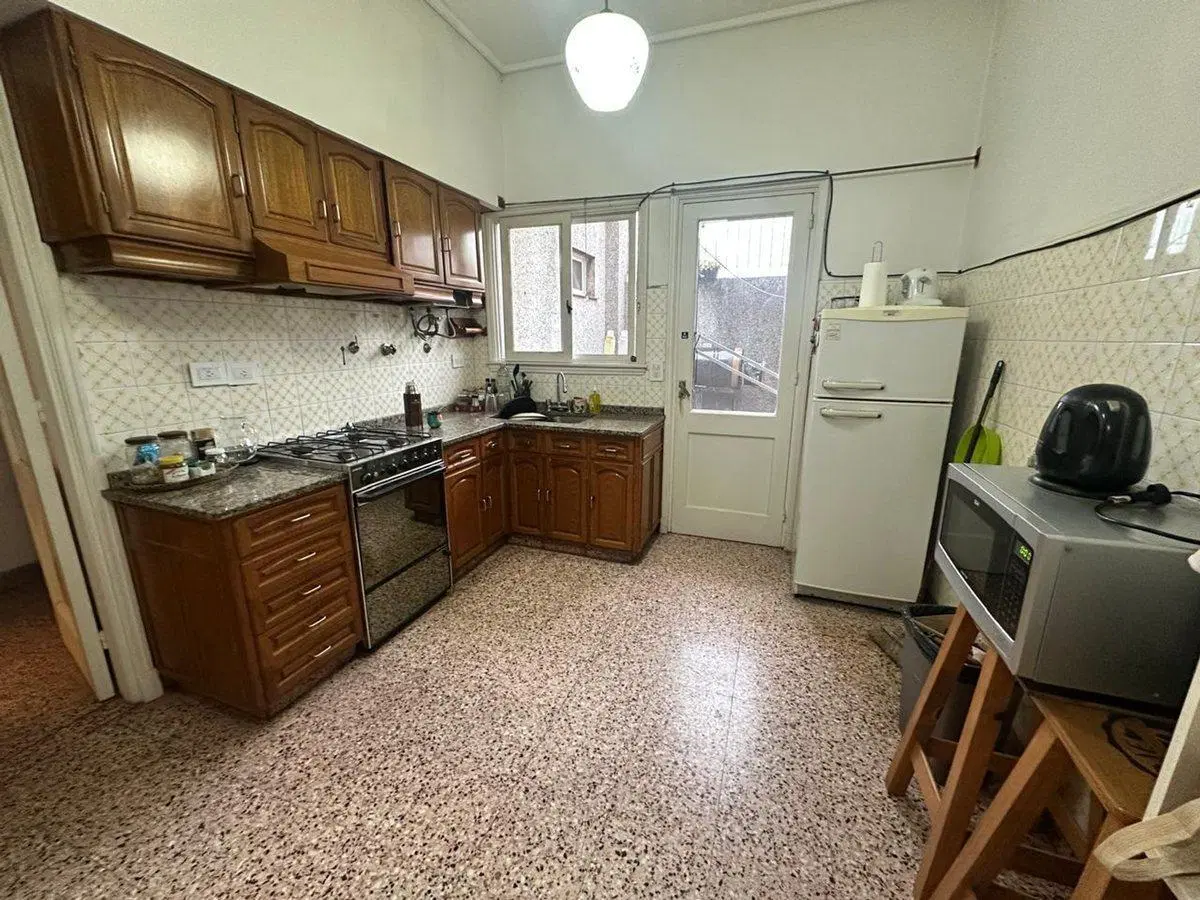 VENTA PH 3 AMB CON BALCON, PATIO BERNAL ESTE 2