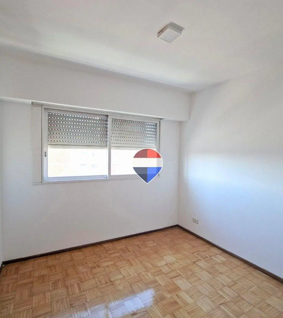VENTA DEPTO 2 AMB CON BALCON WILDE CENTRO 3