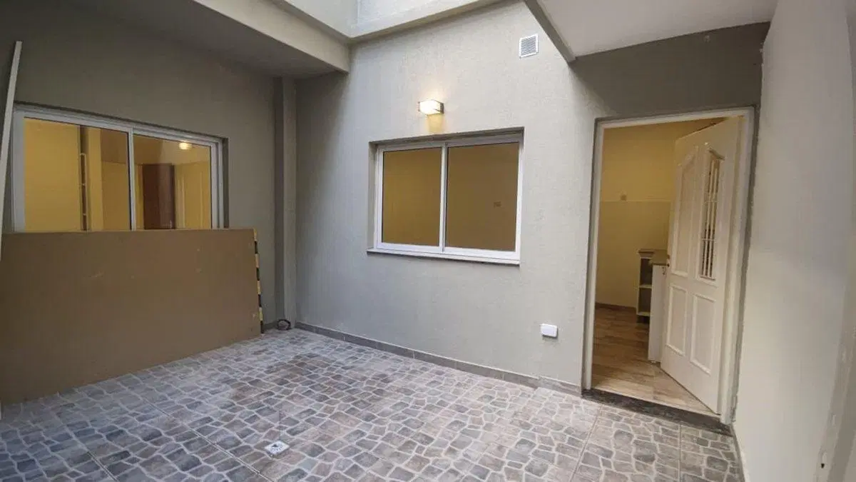 VENTA DEPARTAMENTO A ESTRENAR 1 PISO CON PATIO 3