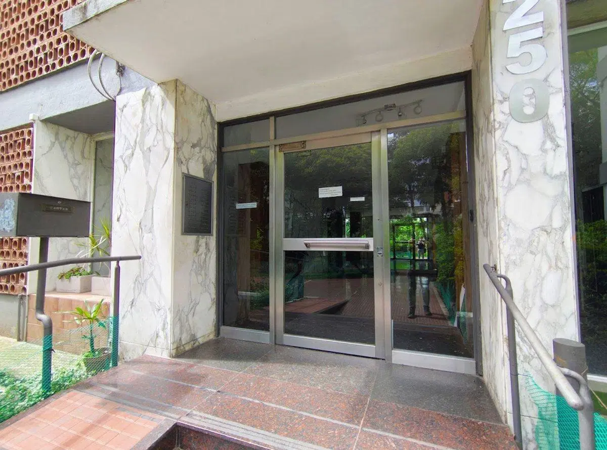 VENTA DEPARTAMENTO 3 AMBIENTES CATALINAS COMUNA 4 4