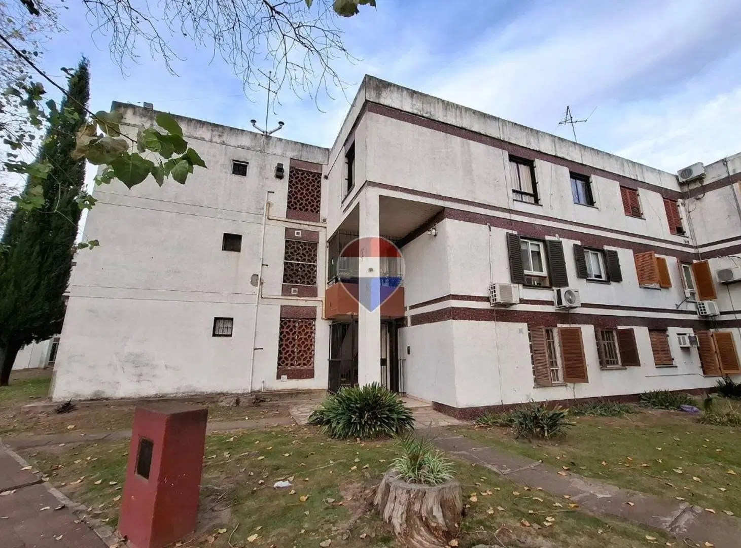 ALQUILER PH 3 AMB BARRIO LUZ Y FUERZA EZPELETA 2