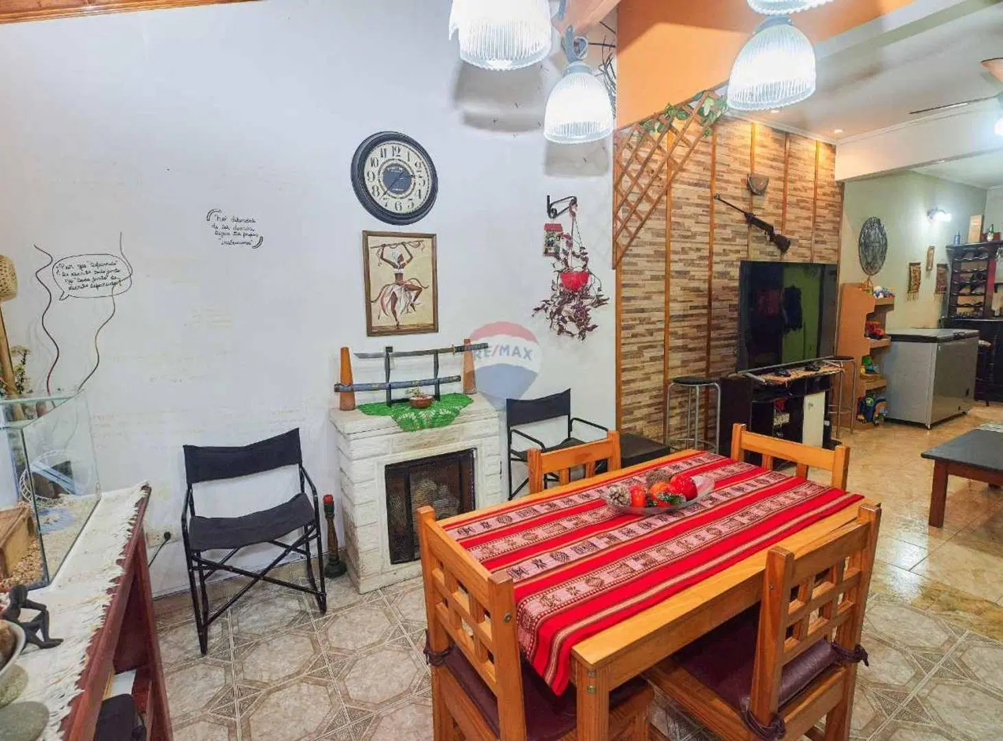 VENTA CASA EN BLOCK CON COCHERA Y QUINCHO, QUILMES 5