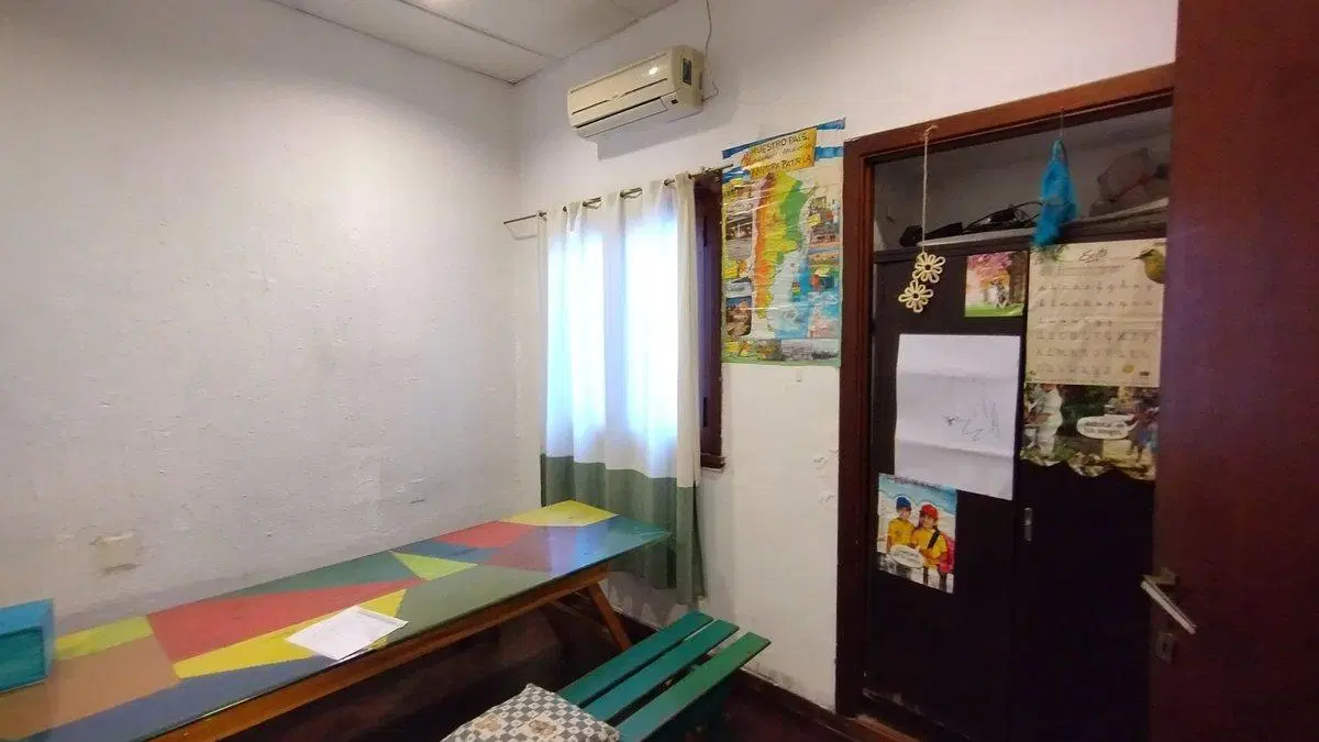 Venta Lote 10X43 M2 R2 p/inversión Bernal Centro 5