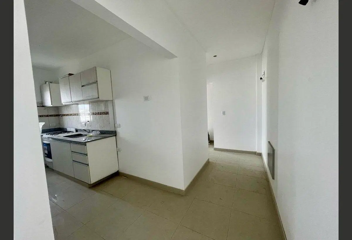 DEPARTAMENTO 3 AMBIENTES BERNAL OESTE FINANCIA 5