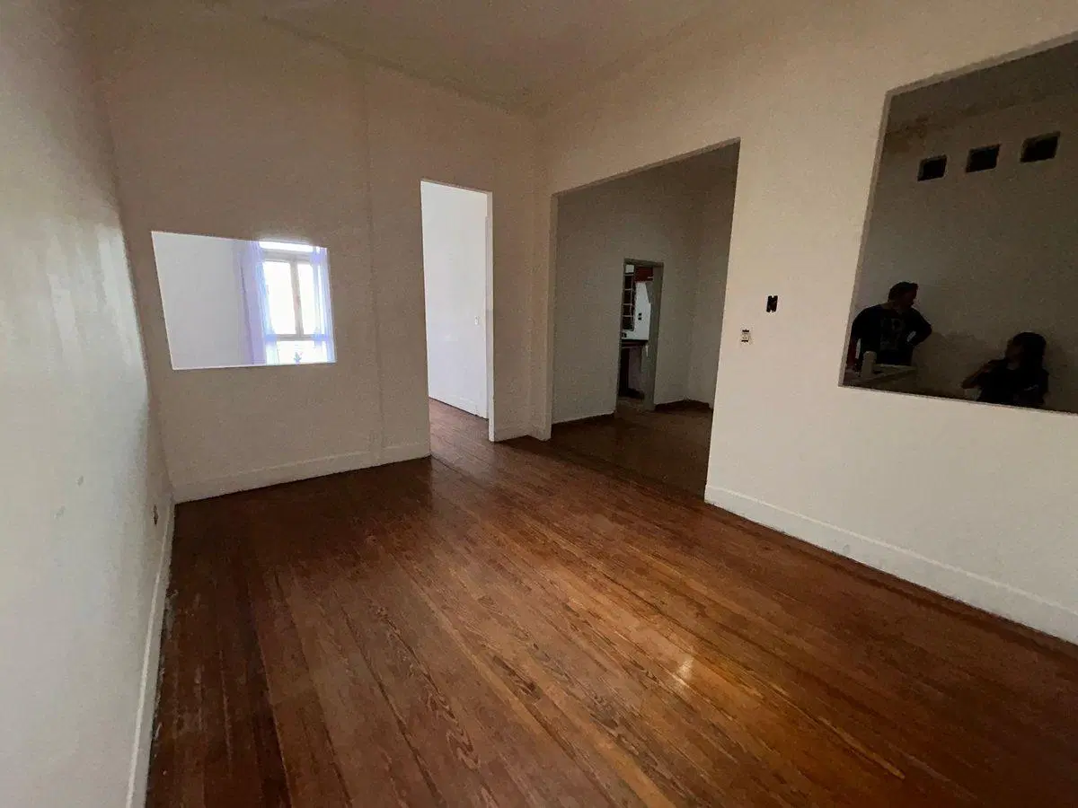 VENTA PH  con  LOCAL, 3 AMB BERNAL por escalera 3