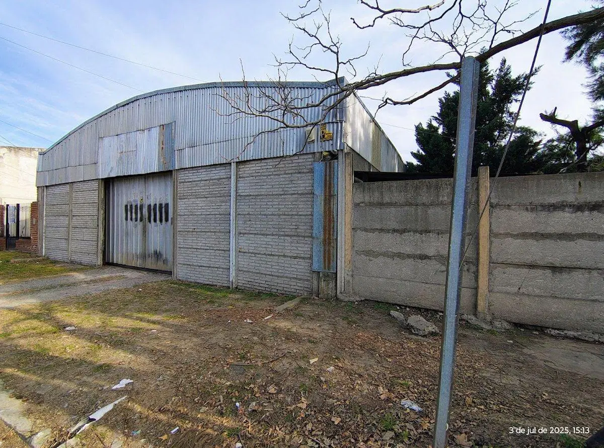 VENTA LOTE EN CONJUNTO QUILMES LOCALES DEPOSITO 3