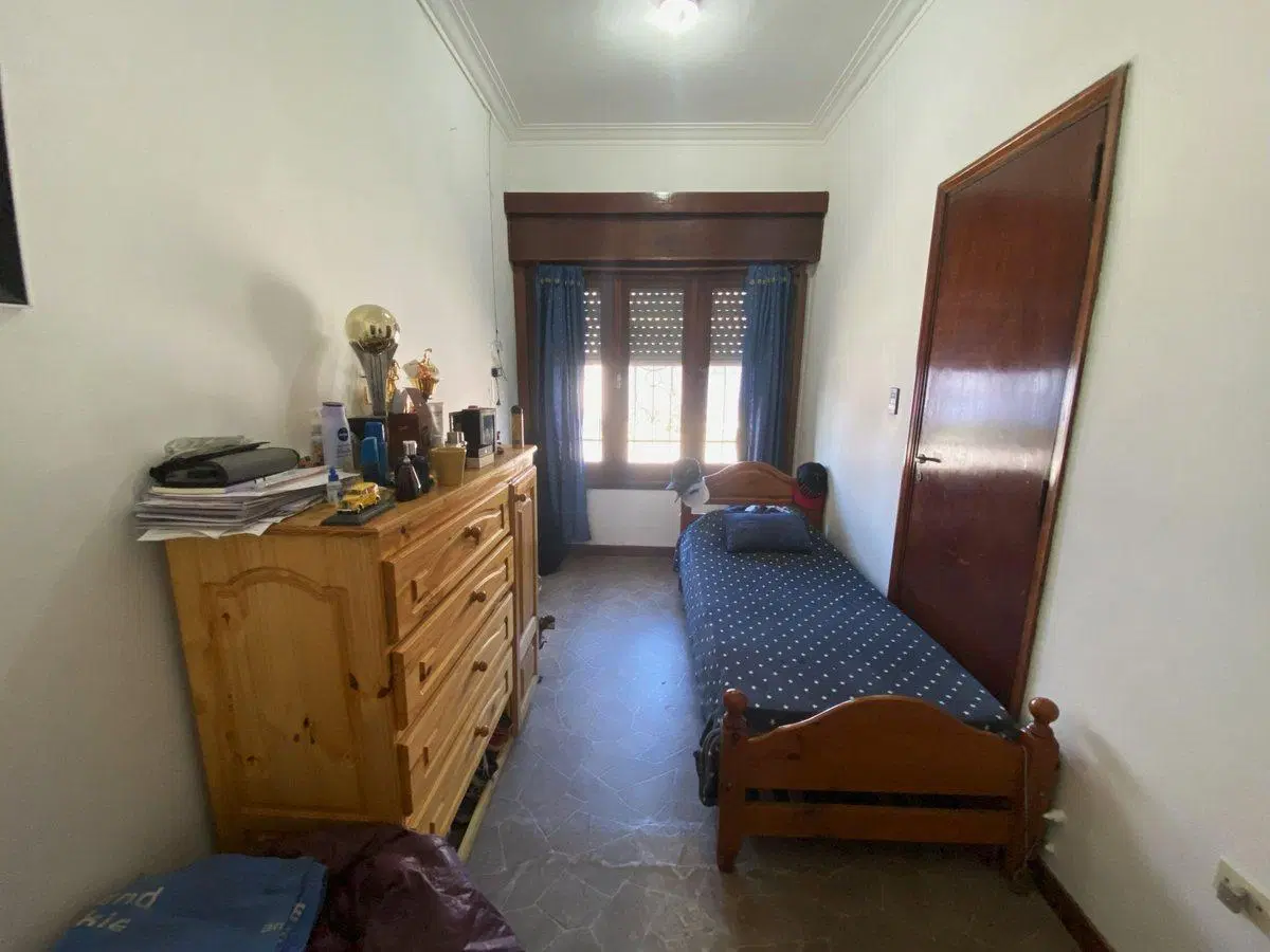 VENTA CASA 4 AMBIENTES C/COCHERA BERNAL OESTE 3