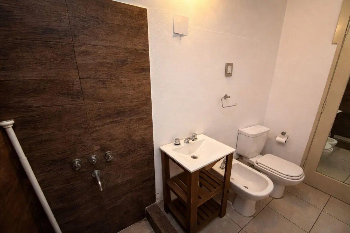 VENTA PH  INDEPENDIENTE 3 AMB CON TERRAZA BERNAL 4