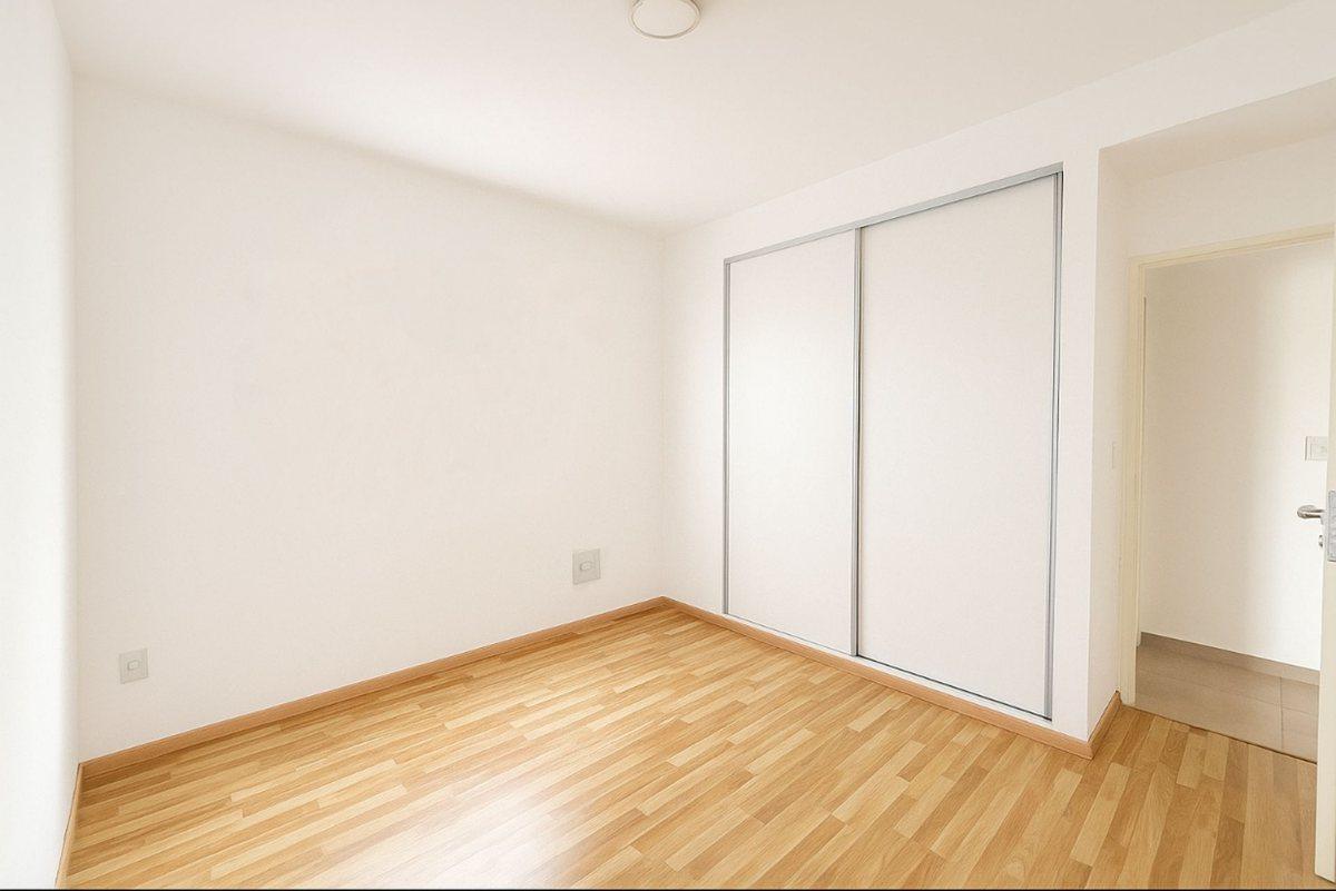 Foto de Departamento 2 ambientes en venta en Bernal, imagen 1