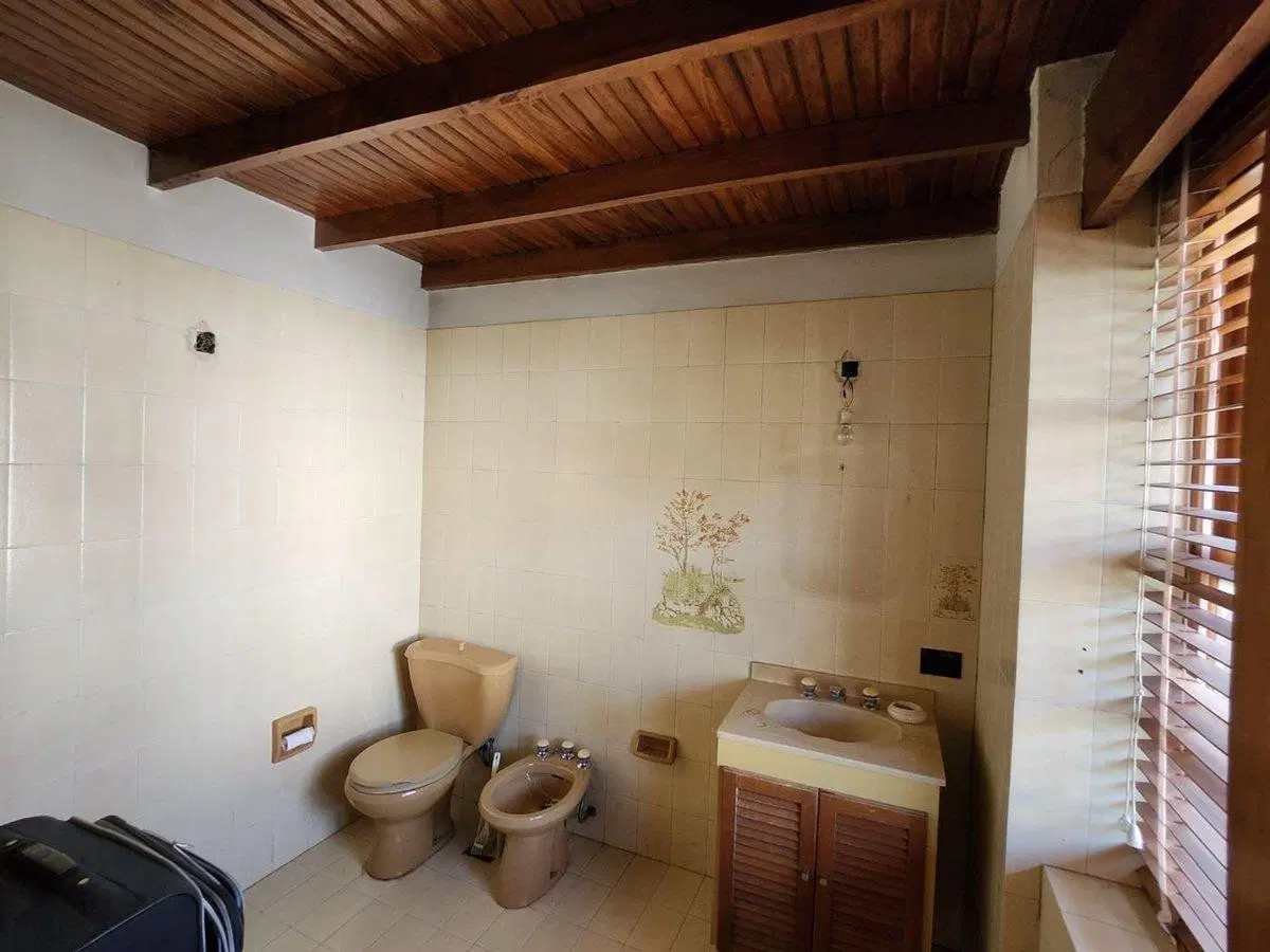 VENTA CASA 5AMB BARRIO PARQUE BERNAL PATIO COCHERA 8