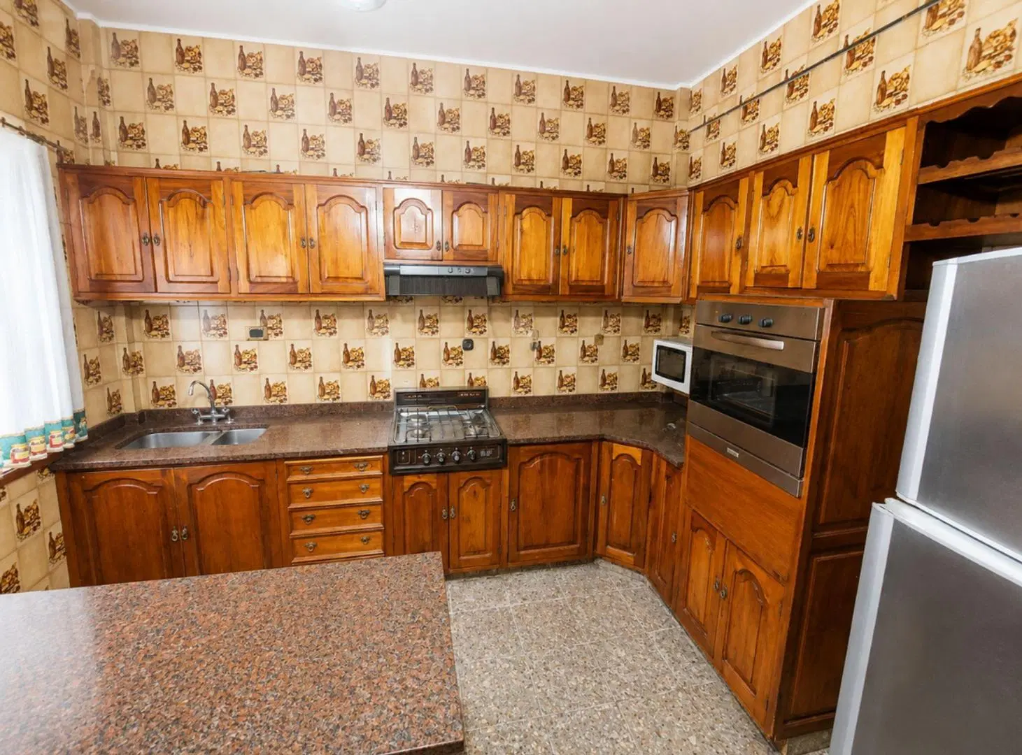 VENTA CASA 3 AMB PILETA COCHERA  LOCAL AVELLANEDA 3