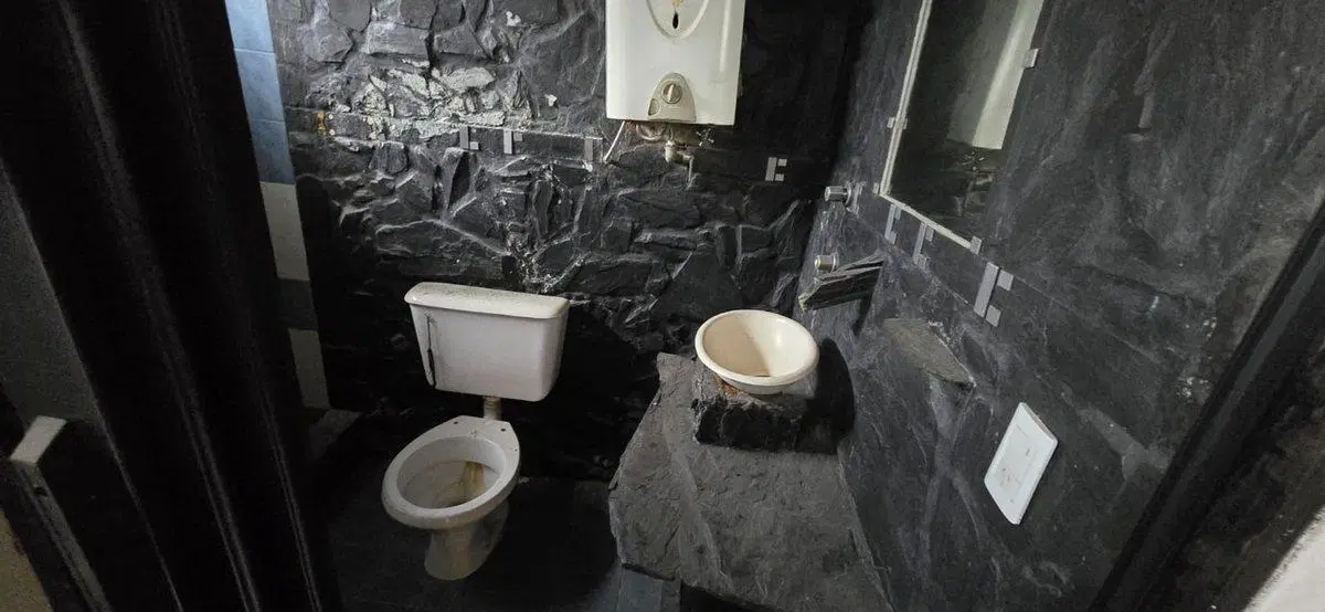 VENTA CASA CON COCHERA QUINCHO EZPELETA A RECICLAR 3
