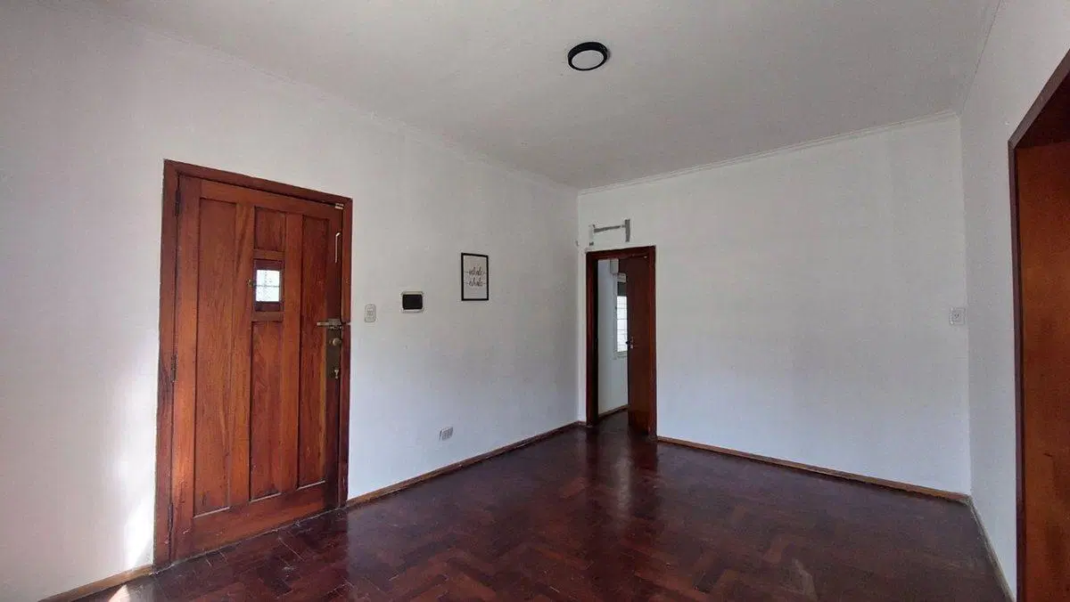 CASA TRES AMBIENTES VENTA QUILMES PARQUE 3