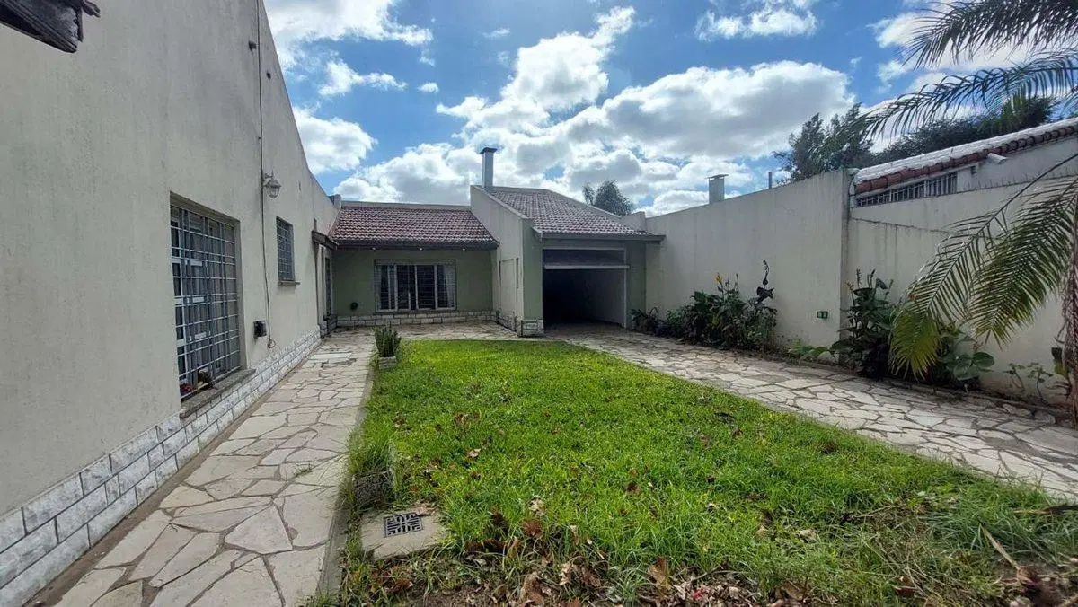CASA TRES AMBIENTES VENTA QUILMES PARQUE 5
