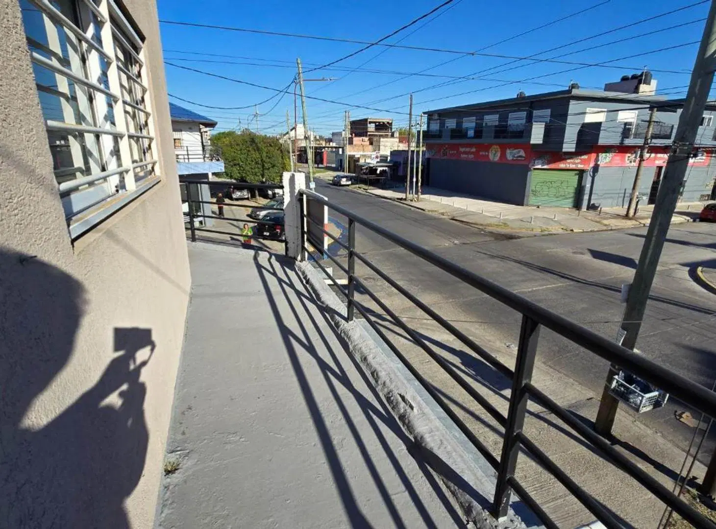 VENTA EN BLOCK 1 LOCAL Y 3 DTOS SOLANO OPORTUNIDAD 3