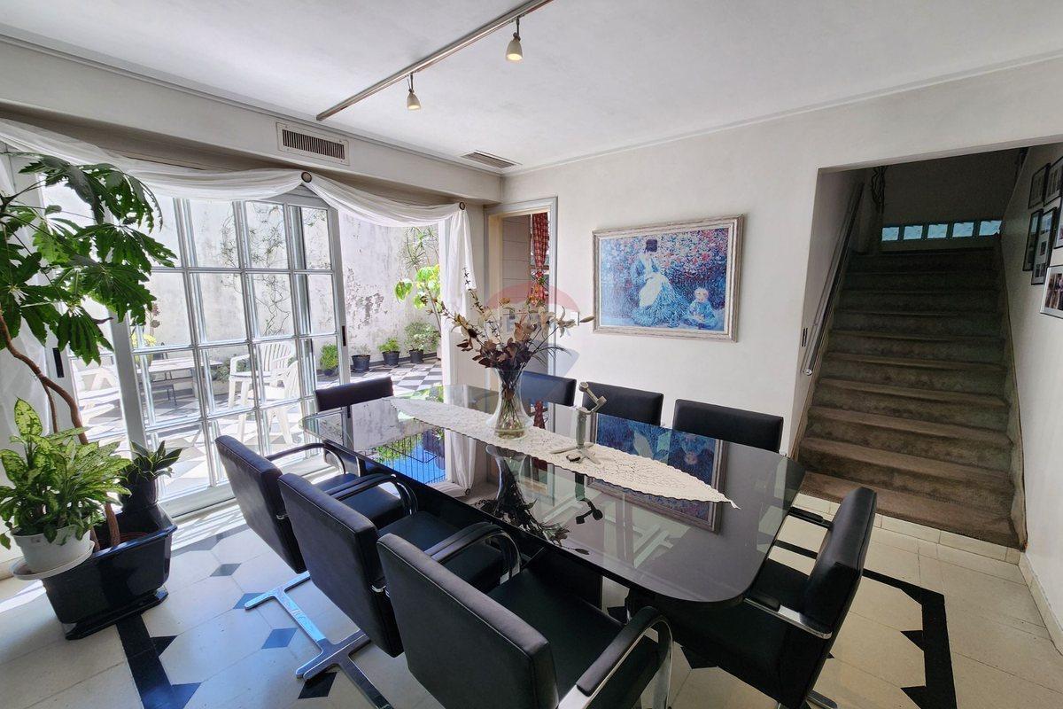 Foto de Venta Casa 5 amb c/ cochera en Bernal Centro, imagen 4