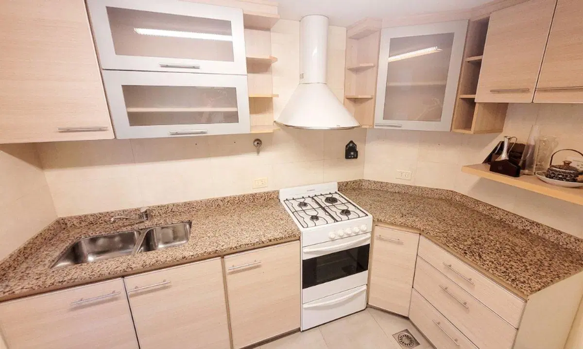 VENTA DEPARTAMENTO 3 AMB CON COCHERA. QUILMES 3