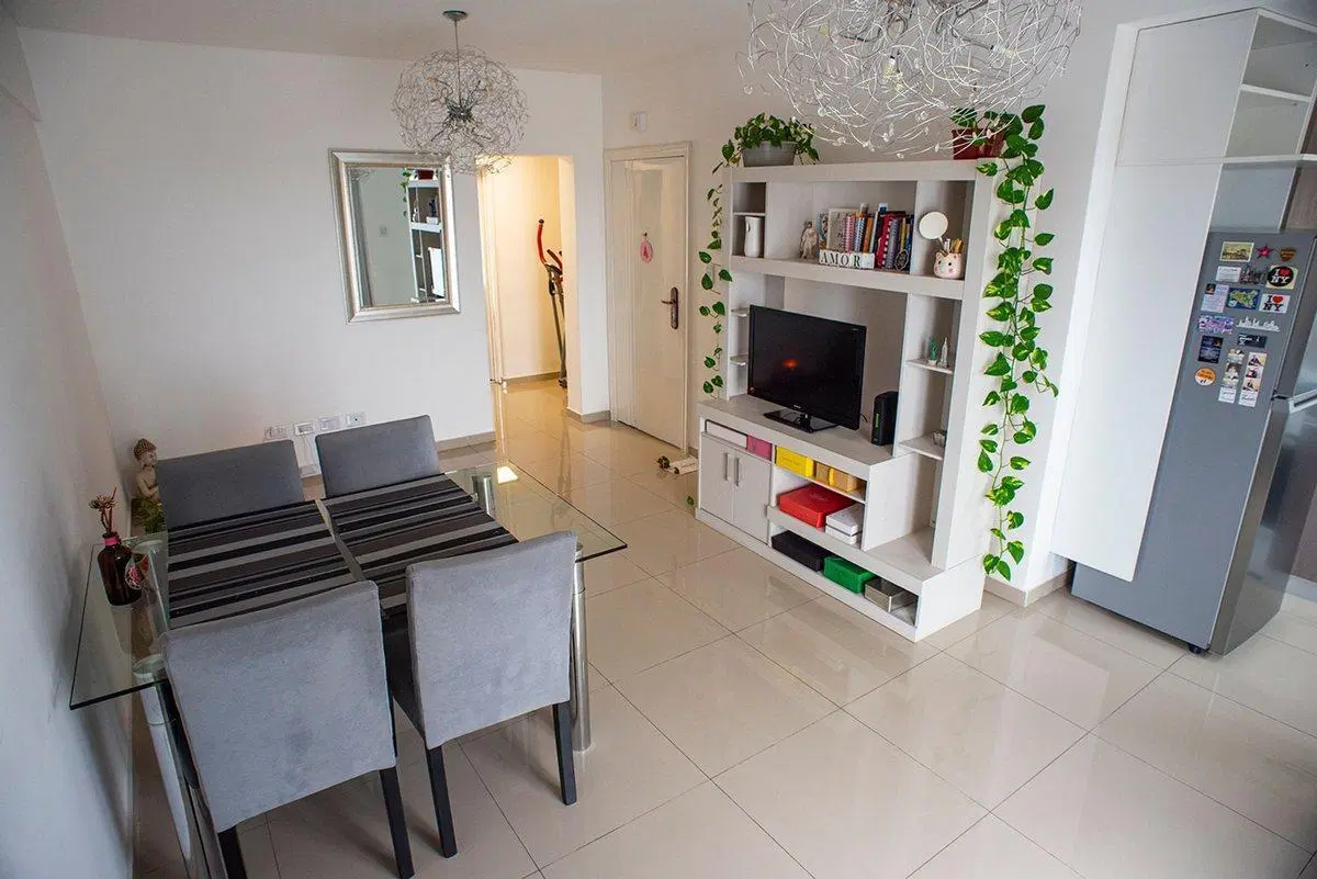 DEPARTAMENTO 2 AMBIENTES CON COCHERA QUILMES VENTA 5