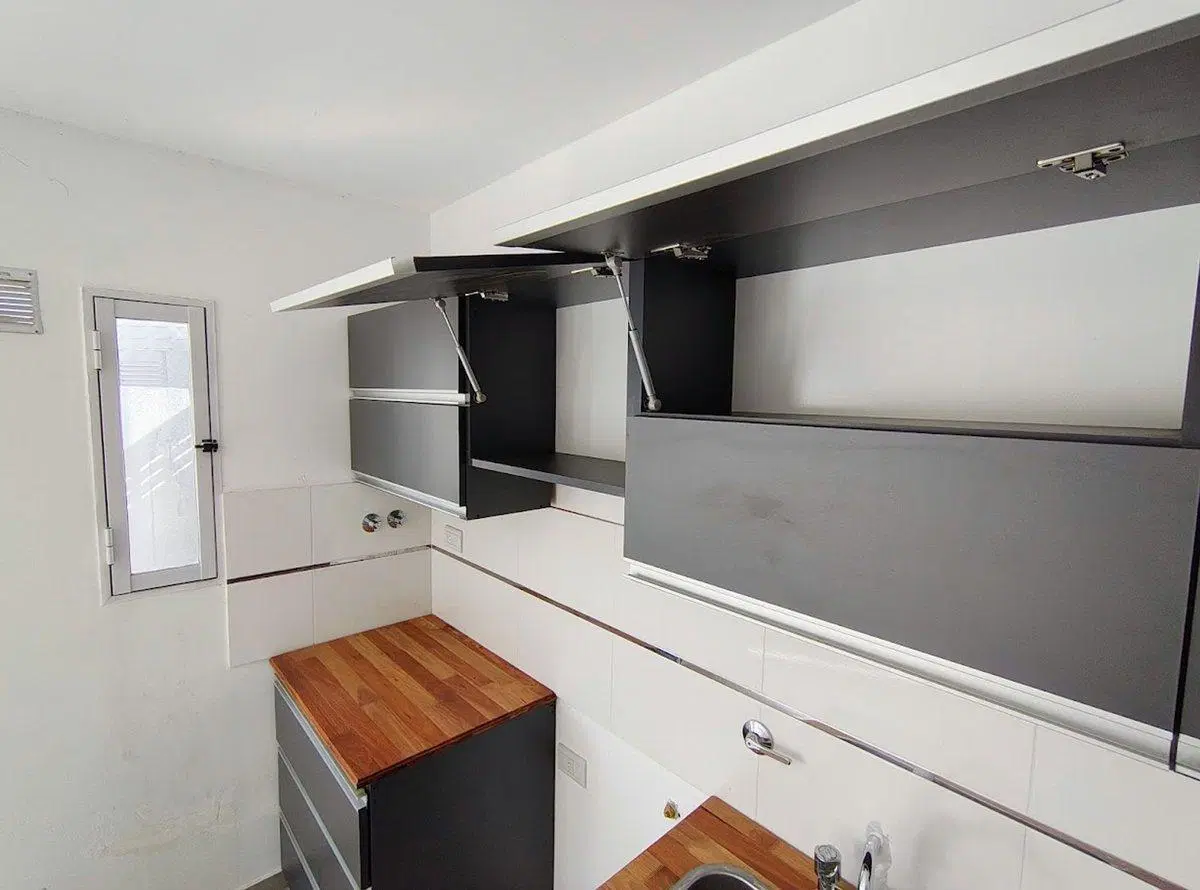 VENTA DUPLEX 4 AMB. A ESTRENAR QUILMES GARAGE 5
