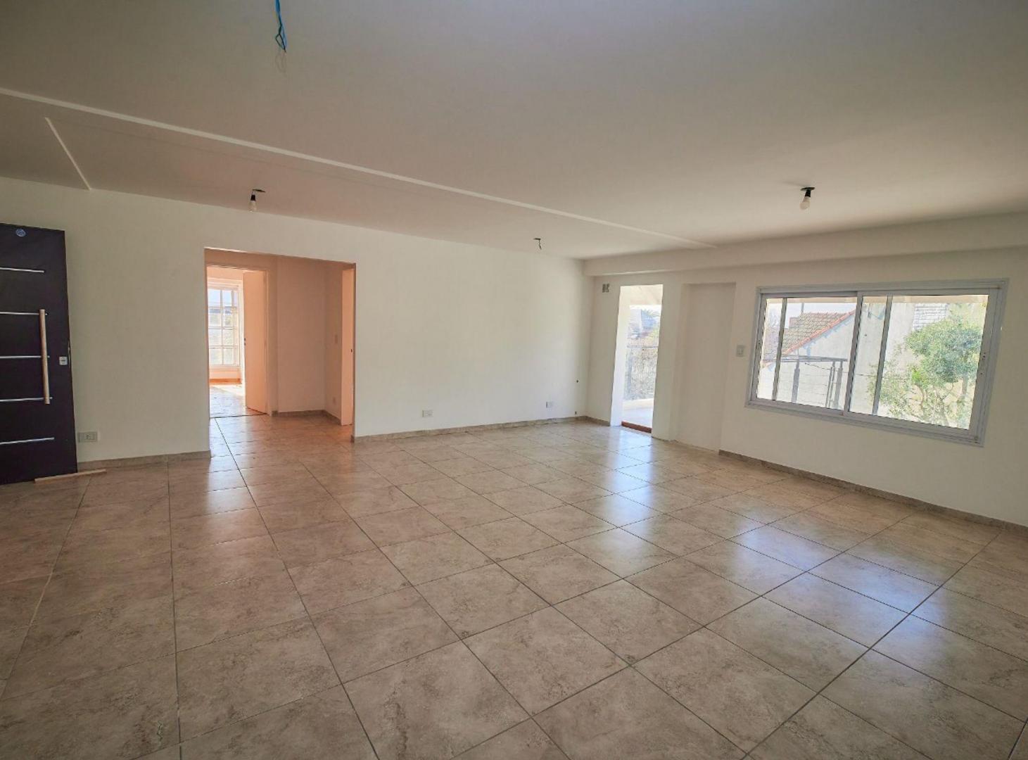 Foto de VENTA DEPARTAMENTO 3 AMBIENTES COCHERA A ESTRENAR, imagen 5