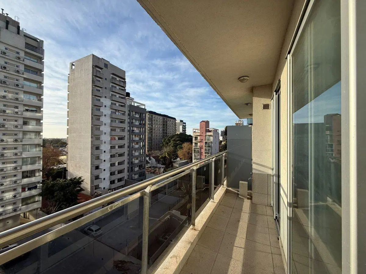 VENTA DEPARTAMENTO 2 AMBIENTES CON COCHERA 3