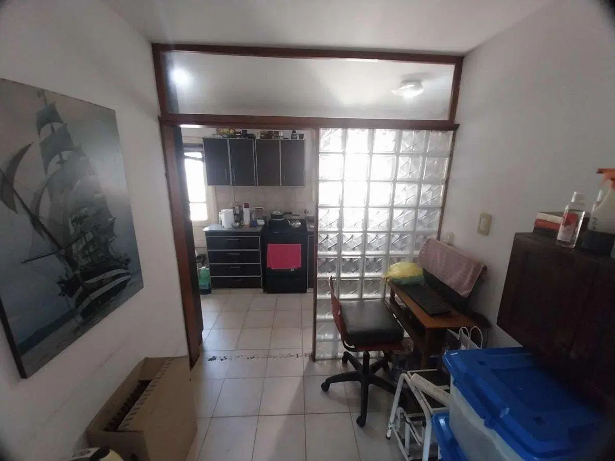 VENTA DEPARTAMENTO 3 AMB CON COCHERA QUILMES ESTE 5