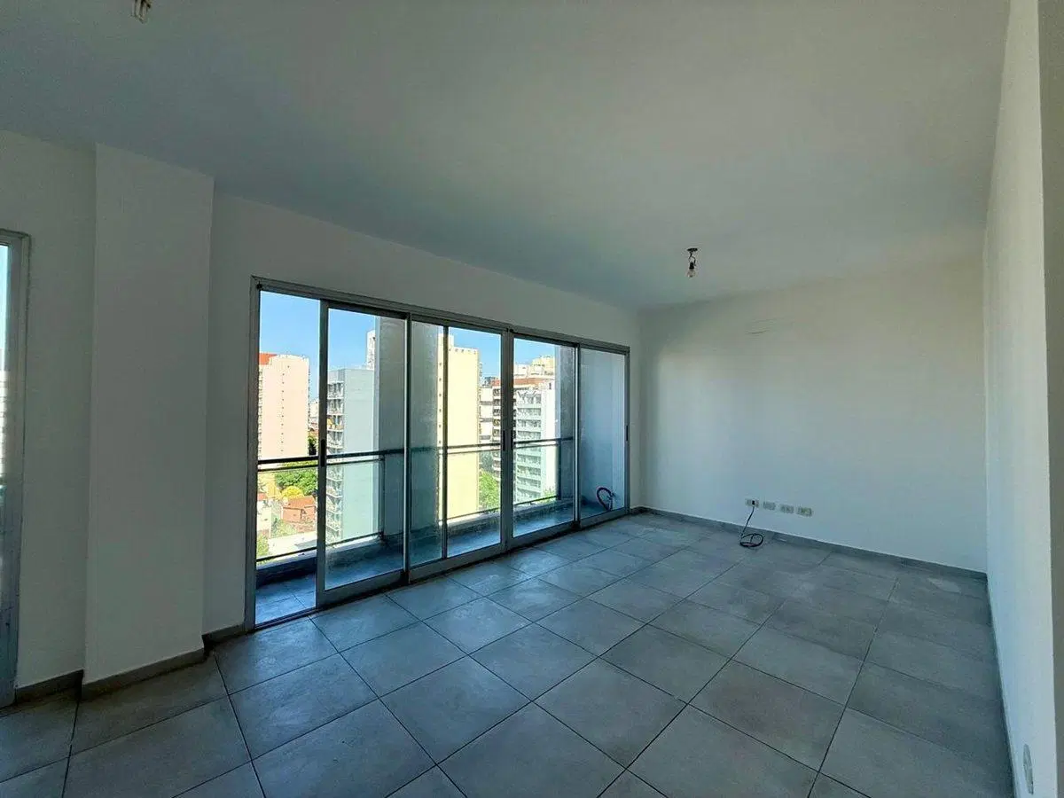 VENTA DEPARTAMENTO CON COCHERA QUILMES 5