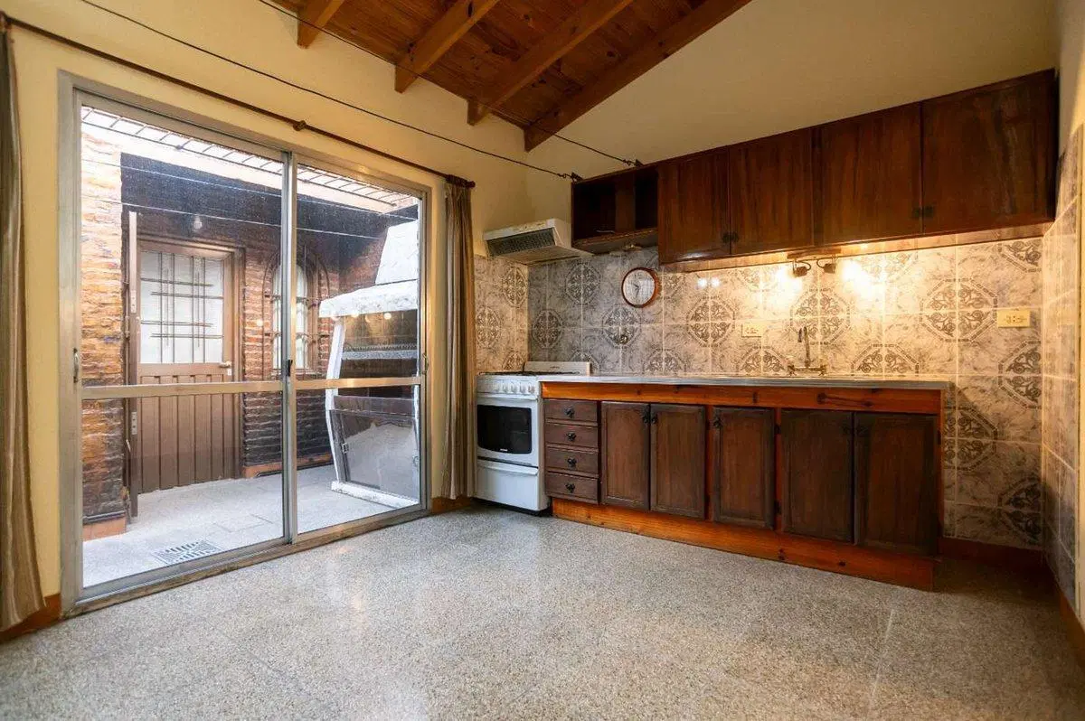 Casa 4 ambientes en venta Bernal apto credito 4