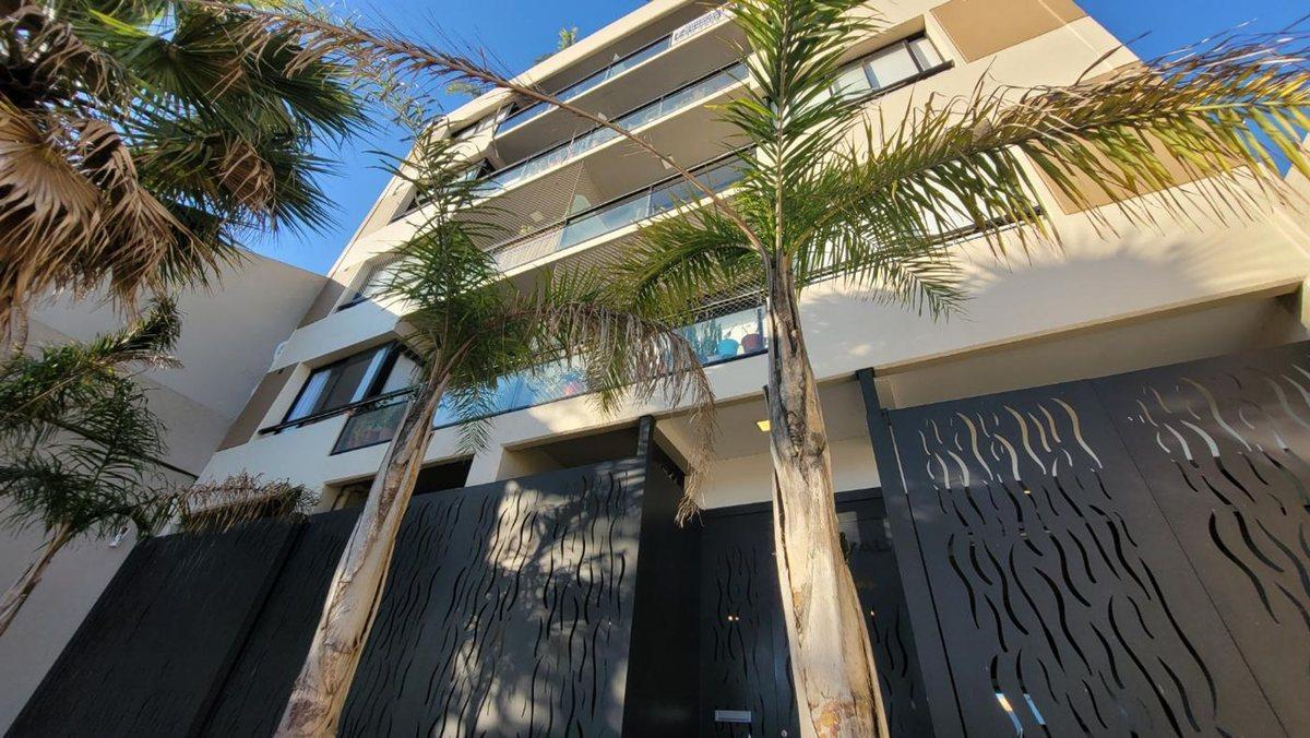 Foto de VENTA DEPARTAMENTO A ESTRENAR C/ COCHERA. ESCALADA, imagen 3
