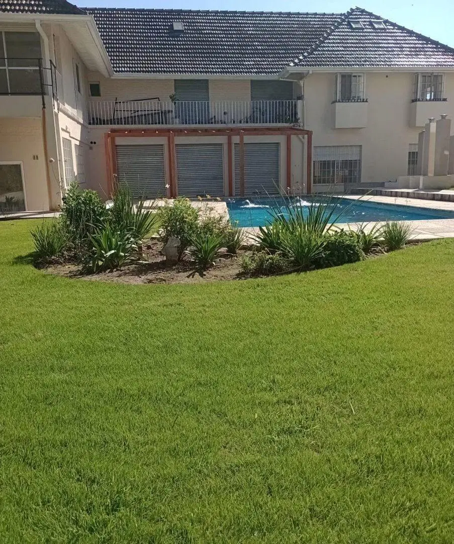 DEPARTAMENTO 3 AMB COCHERA PISCINA QUILMES VENTA 5