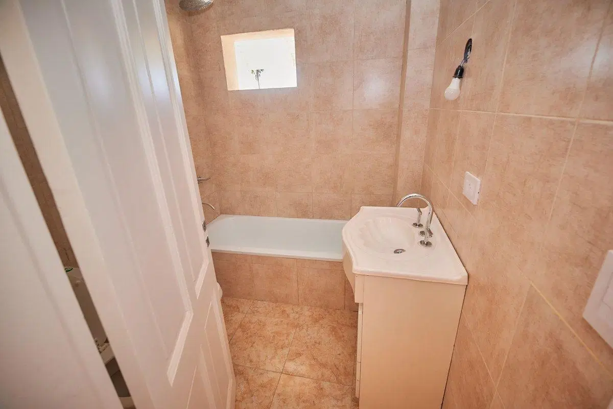 DEPARTAMENTO 3 AMB COCHERA PISCINA QUILMES VENTA 2