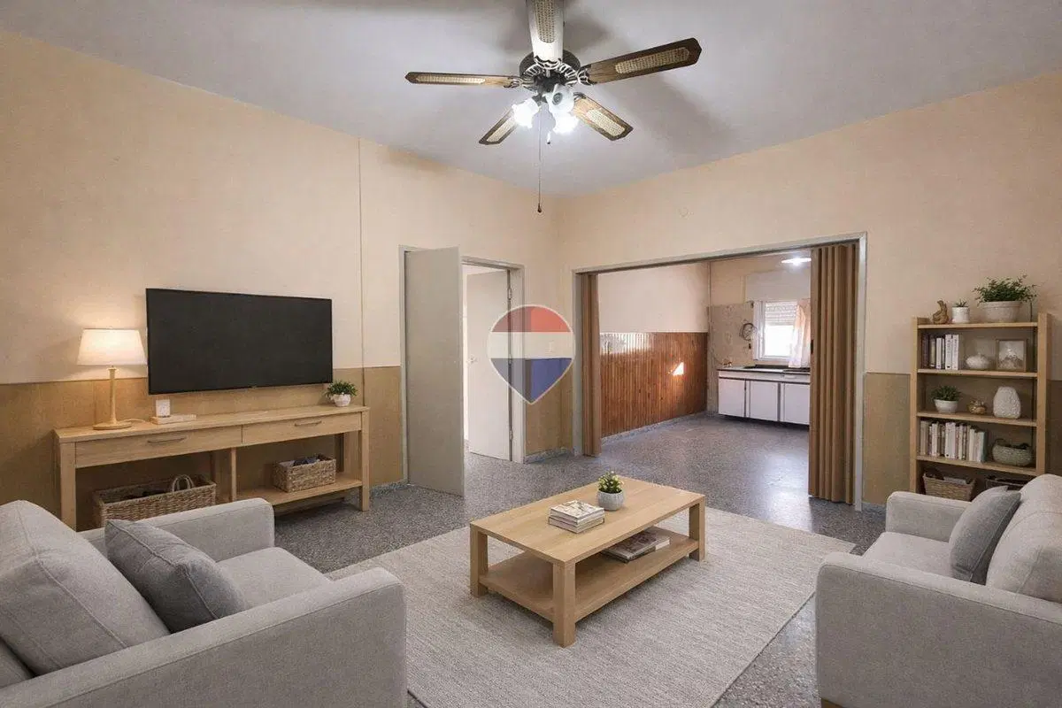 VENTA CASA 3 AMB CON COCHERA Y PATIO SOLANO CENTRO 4
