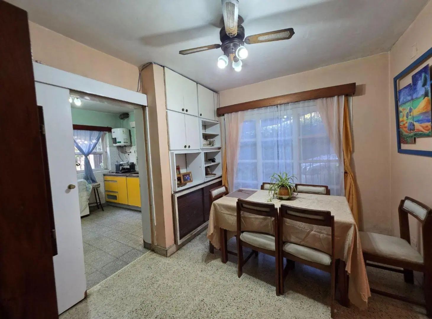 CASA 5 AMBIENTES CON COCHERA EN QUILMES 3