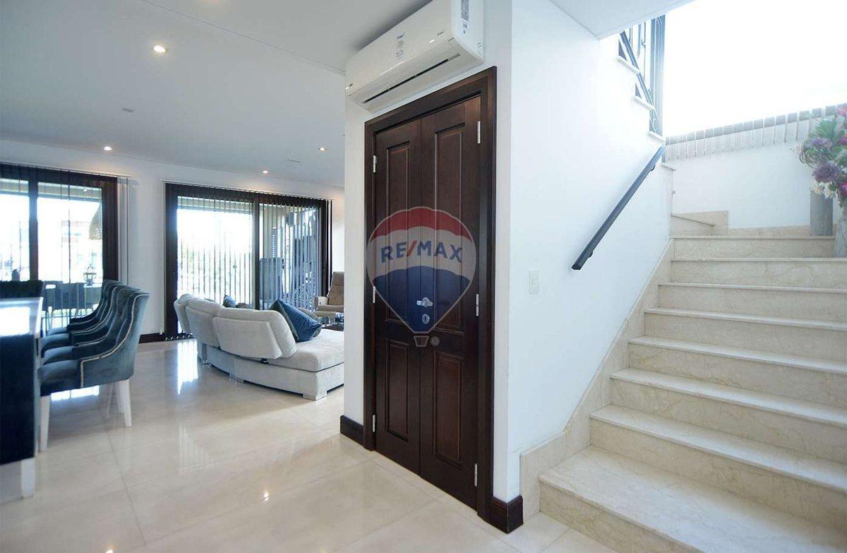 ALQUILER CASA 5 AMB PISCINA, EN NUEVO QUILMES