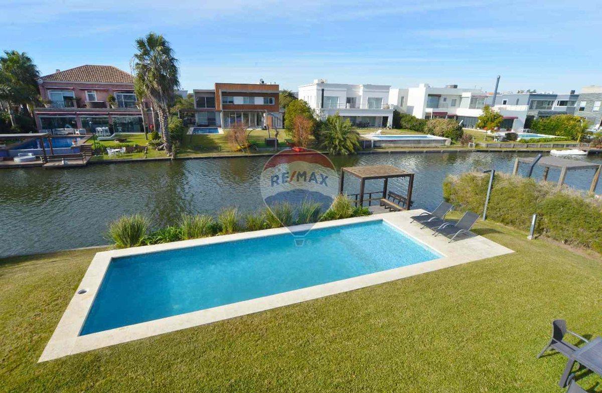 ALQUILER CASA 5 AMB PISCINA, EN NUEVO QUILMES