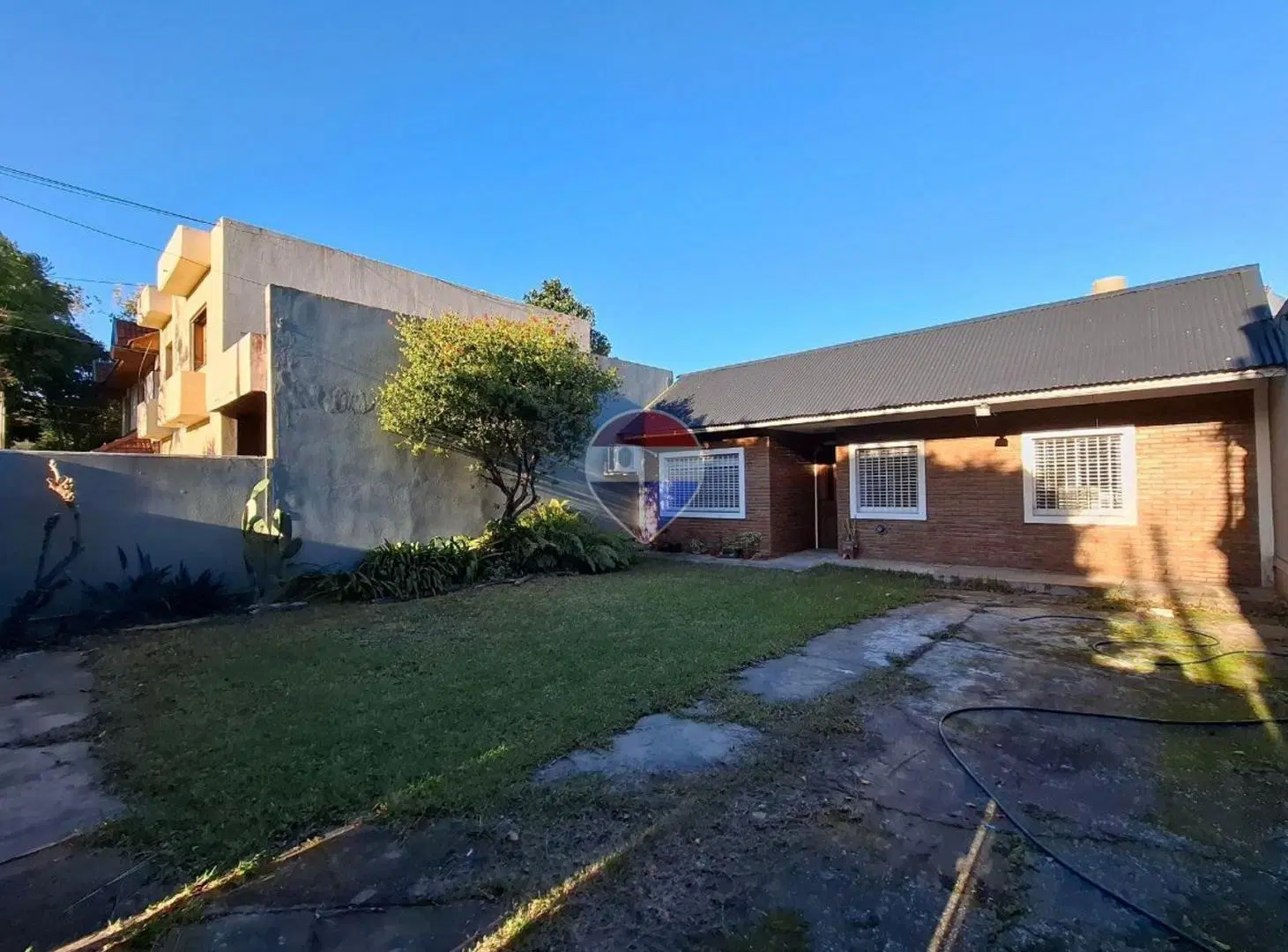 VENTA CASA 4 AMB C/COCHERA QUILMES APTO CREDITO 4