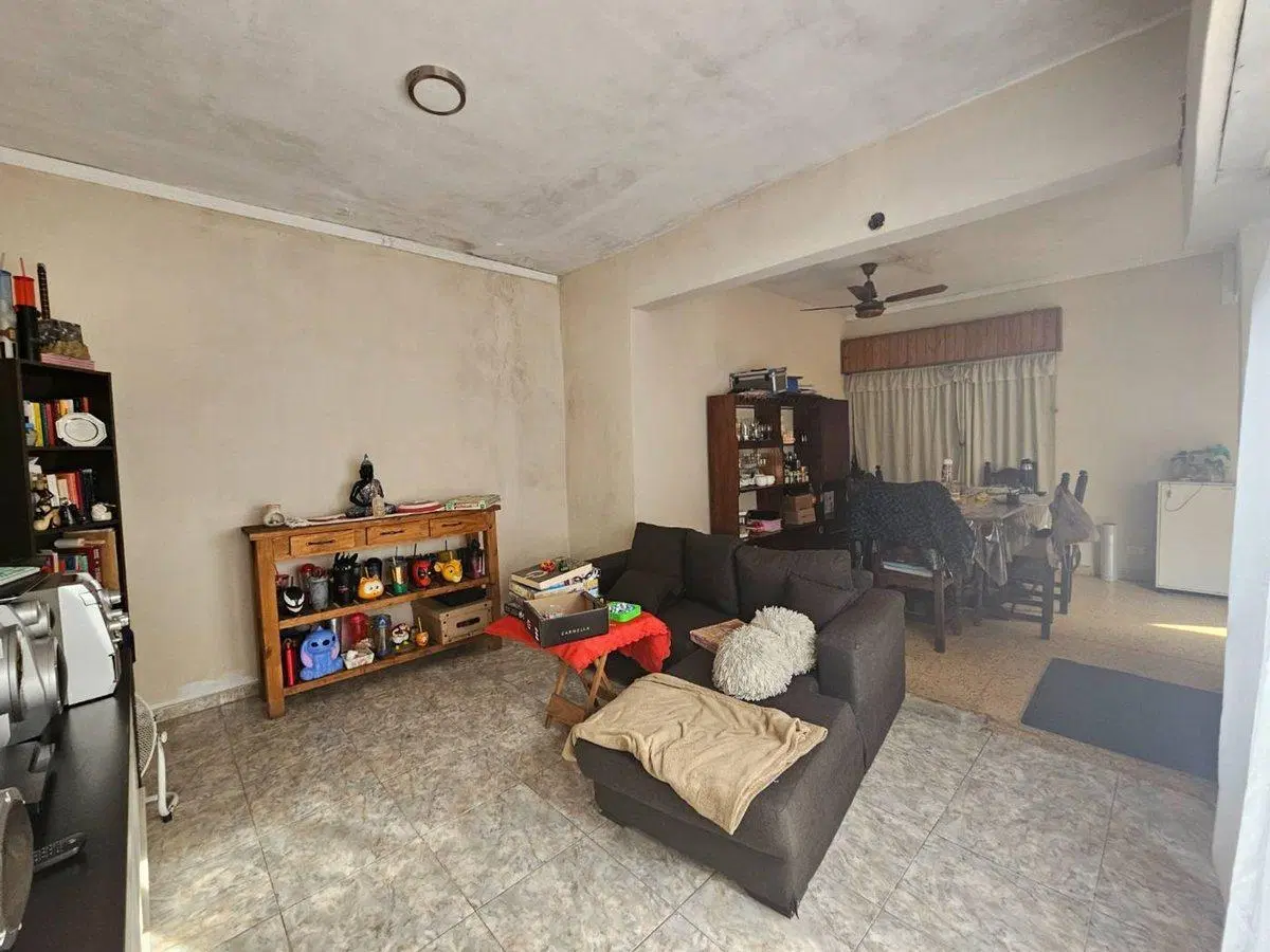 Venta en Bloque en Bernal Oeste. 4