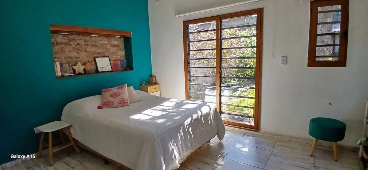 VENTA CASA 4 AMB. C/ PILETA Y PARQUE. QUILMES. 5