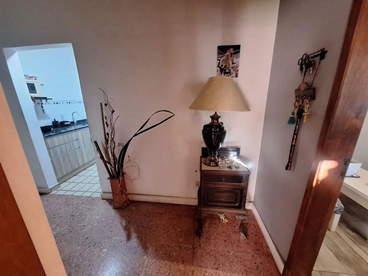 VENTA CASA 3 AMBIENTES QUILMES OESTE COCHERA 5
