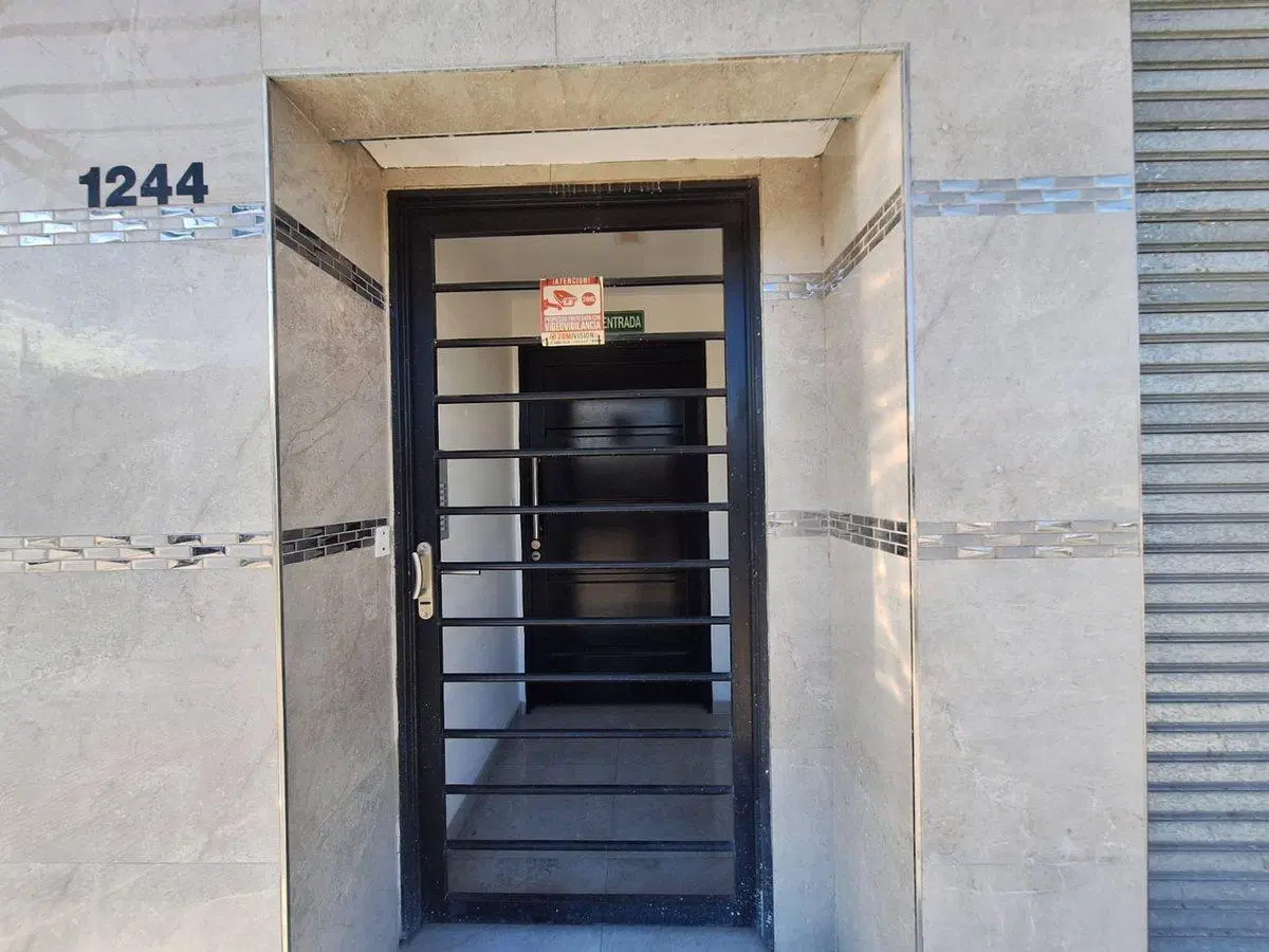 VENTA DEPARTAMENTO EMPRENDIMIENTO 3 AMB. APTO CRED 5